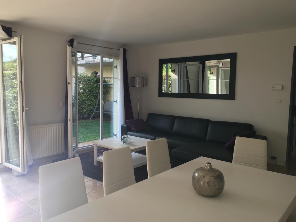 Du Parc Near Disneyland Paris Appartement *